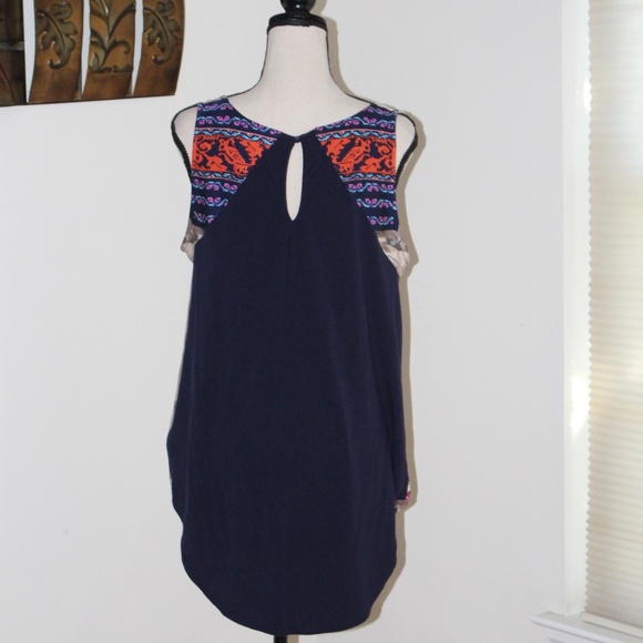 Anthropology TT Collection, sleeveless blouse - Picture 3 of 8